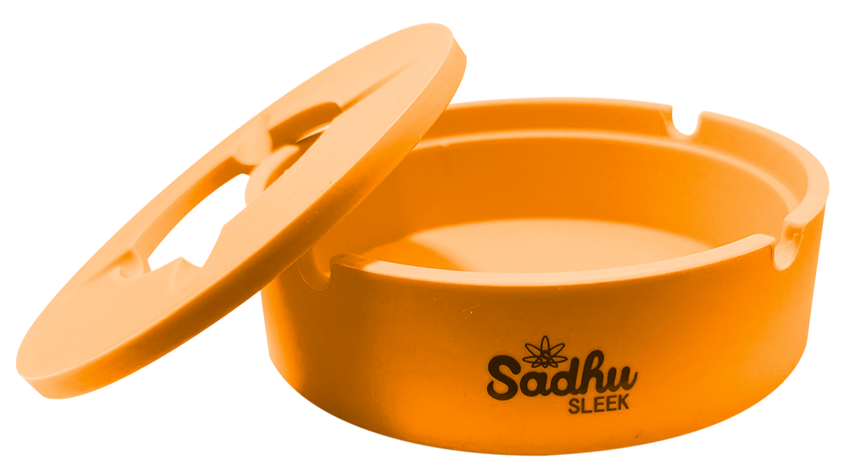 Cinzeiro de Silicone Sadhu Com Tampa